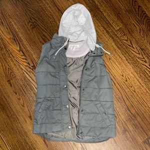 Hooded vest